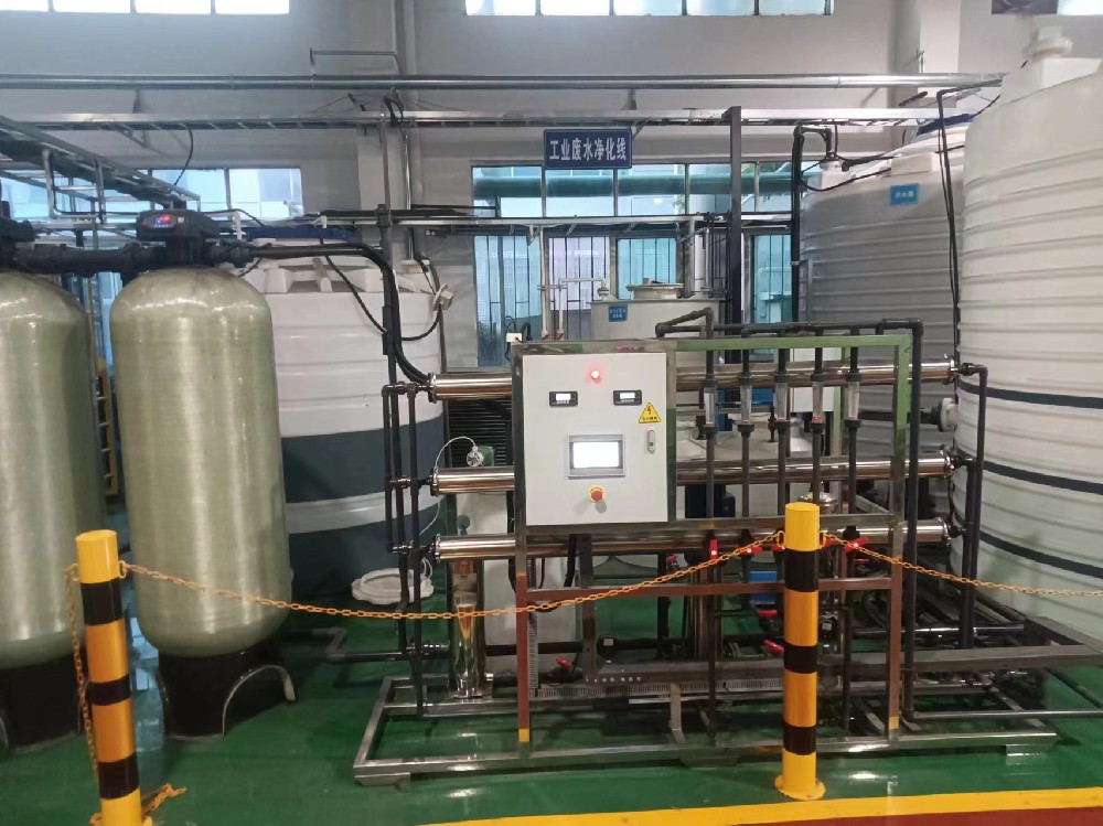 無(wú)錫某電子科技冷凝水回用設(shè)備